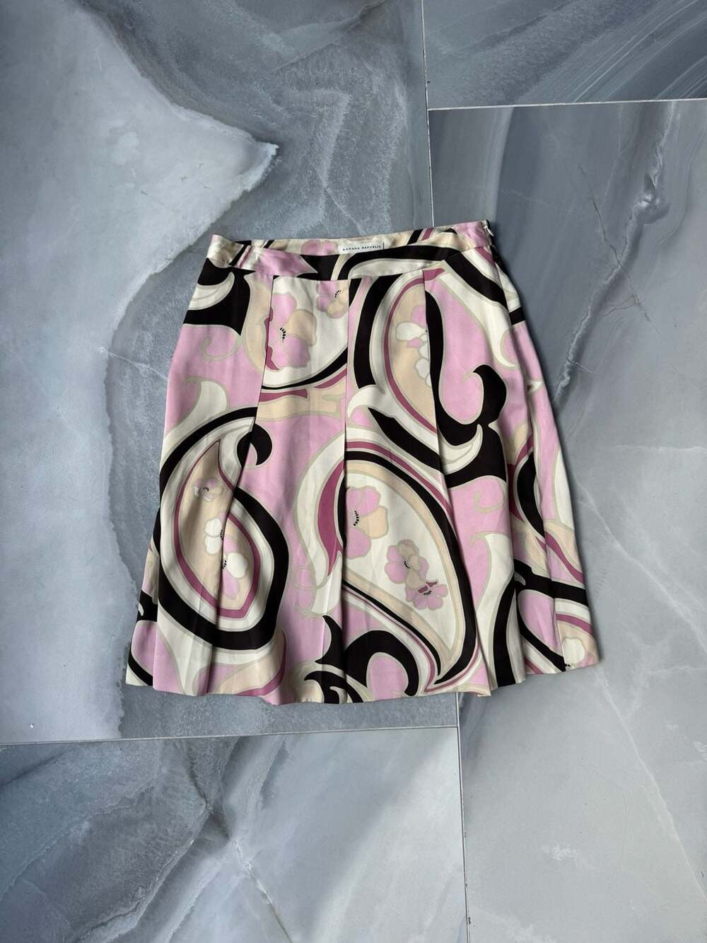Banana Republic 100% Silk Floral Paisley Pleated Skirt Size 4